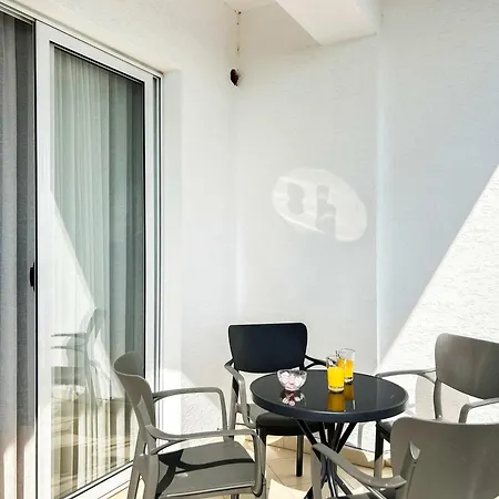 Apartman 801 Vibes