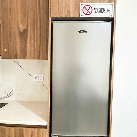 801 Vibes Apartman *