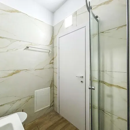 Apartman 801 Vibes
