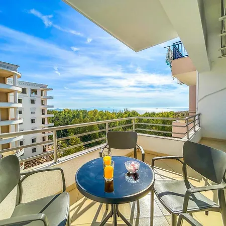 801 Vibes Apartman